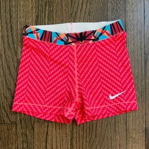 Nike pro spandex size M